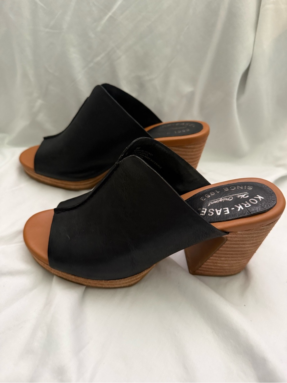 Kork-Ease Black Leather Mule Sandals Size 8M Block Heel Slip On